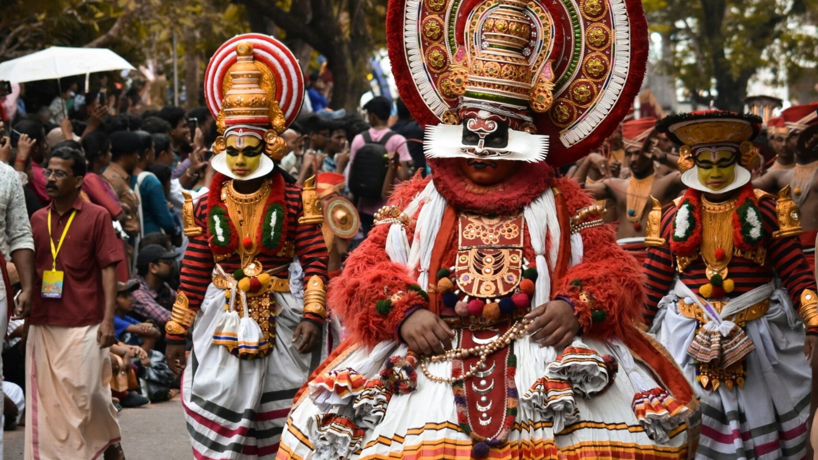 pexels-aneesh-s-1798935-3370598